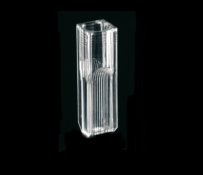 Engangs spektrofotometerkuvette 2.5 ml semimikro. UV/Vis 280 til 800 nm