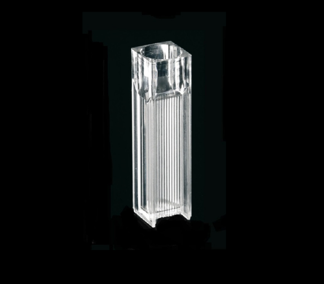 Engangs spektrofotometerkuvette 1.5 ml micro. UV/Vis 280 til 800 nm