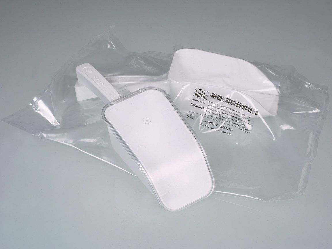 Prøveskeer og Bægre