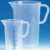 Målekande PP 2000 ml med blå inddelinger. H: 215 Ø: 150 mm