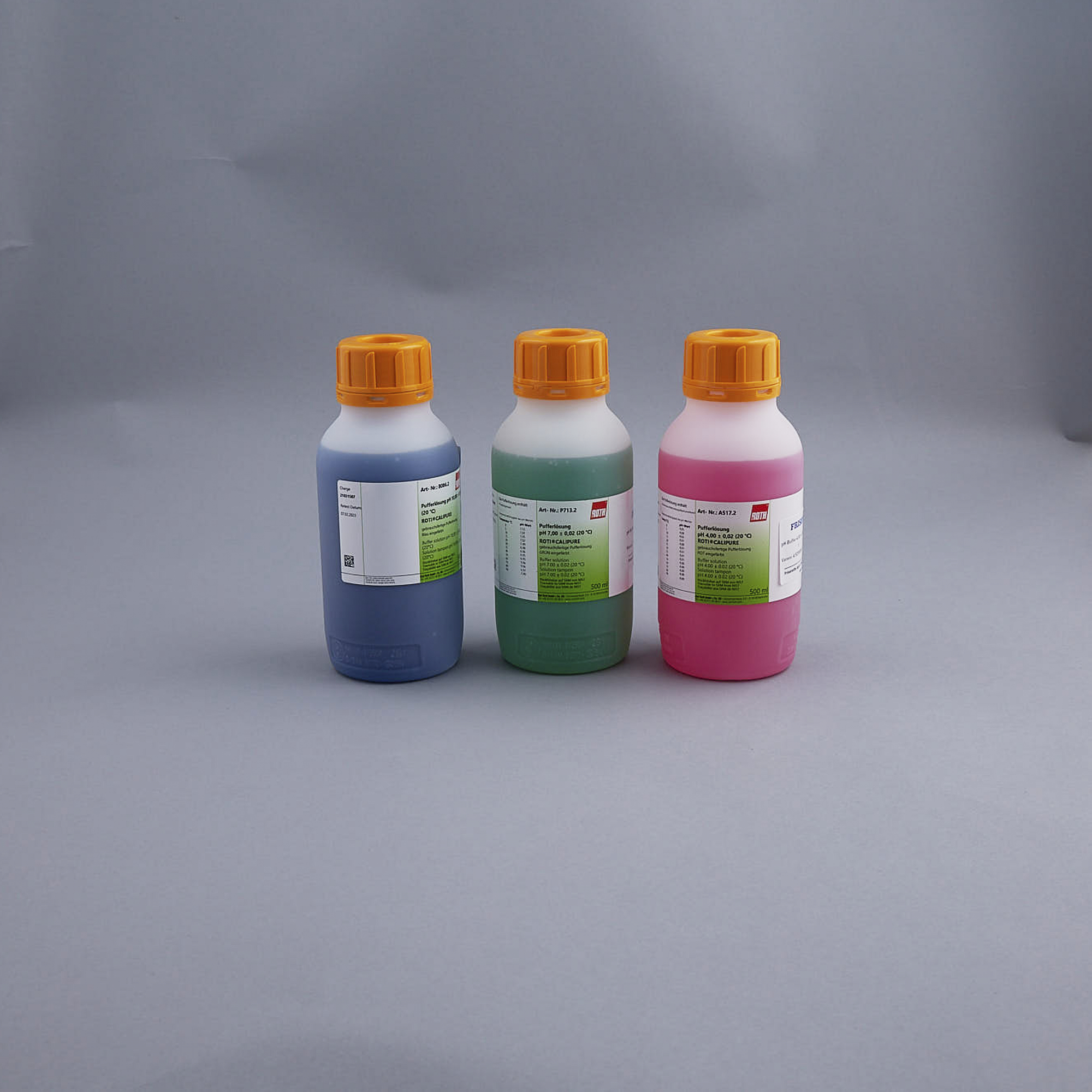 pH Buffer 7.00 +/- 0.01 500 ml. Green