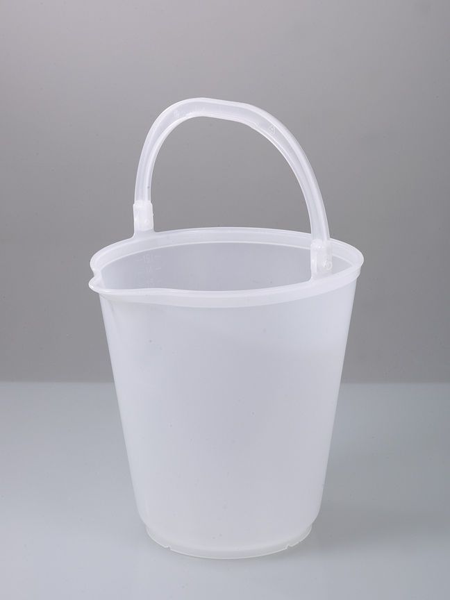 Bucket made of PE, transparent, w/ spout, 15l