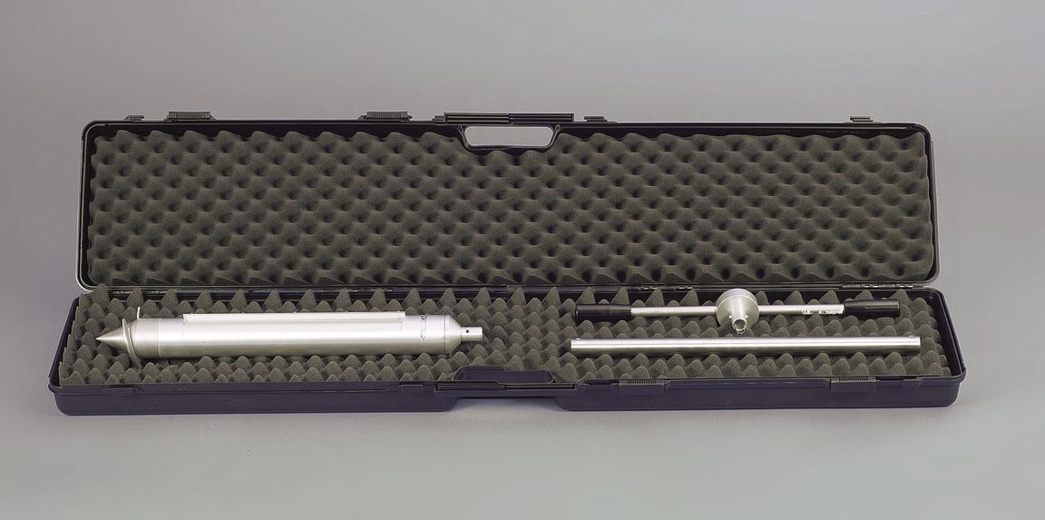 Transport case, outer dim. LxWxH 121x22,5x11 cm