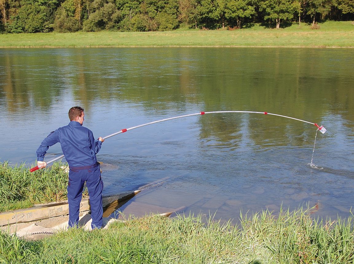 Telescopic rod, infinitely adj. 175-600 cm, 4 rods