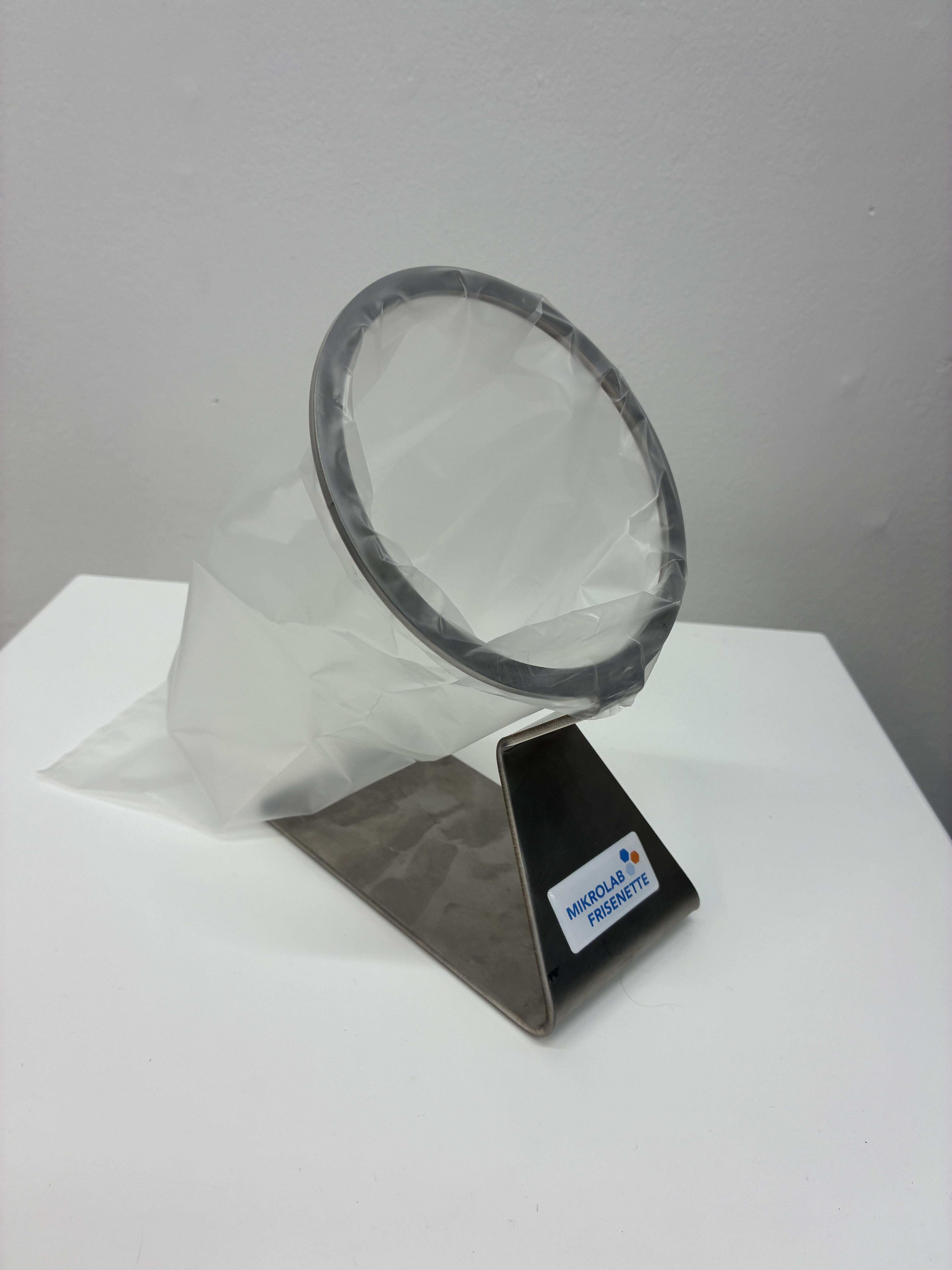 8D6091D1 EE56 406B BF66 0A97F352A851