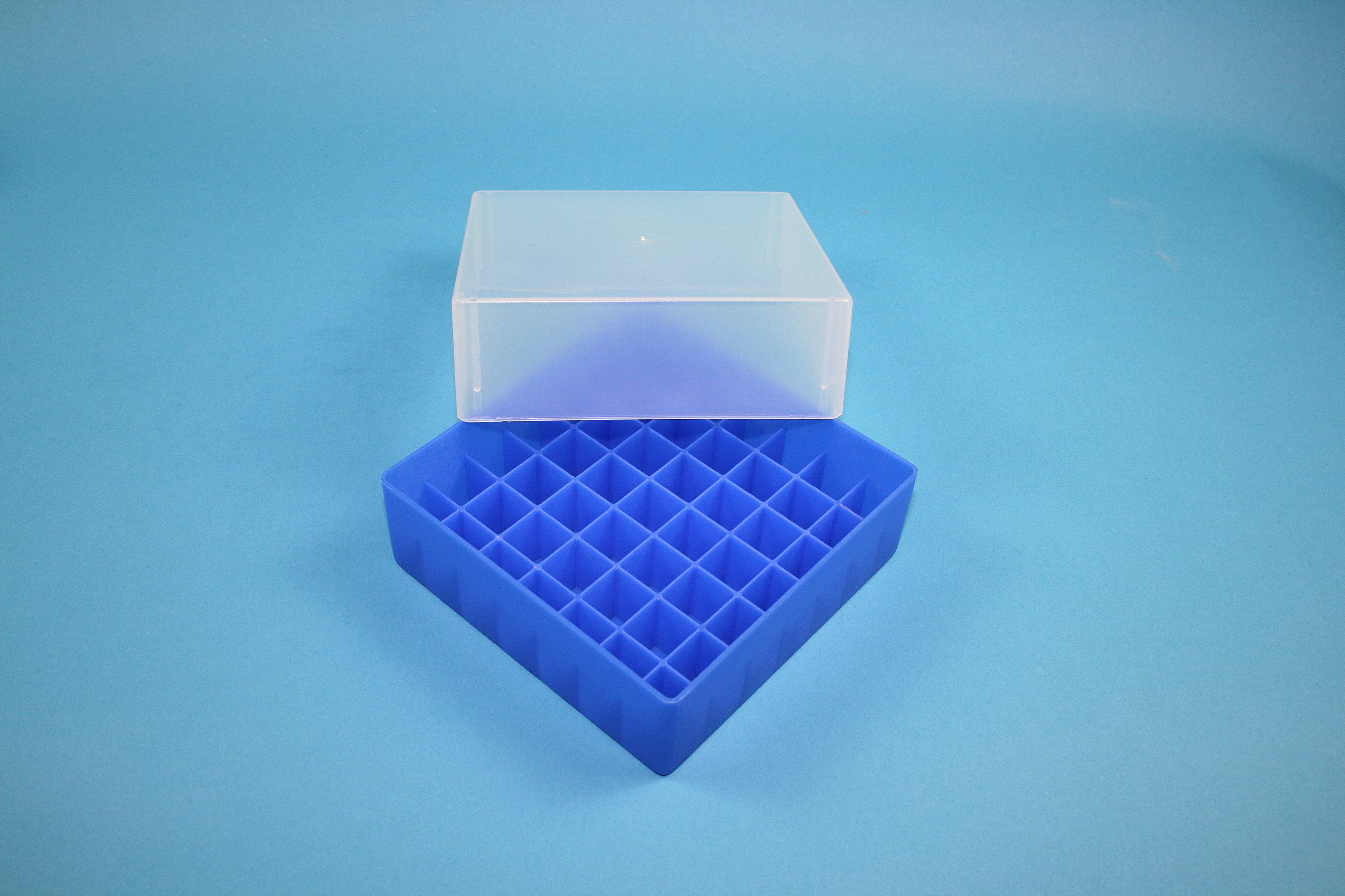 Cryo box, 130x130x75mm, 7x7, neon-blue