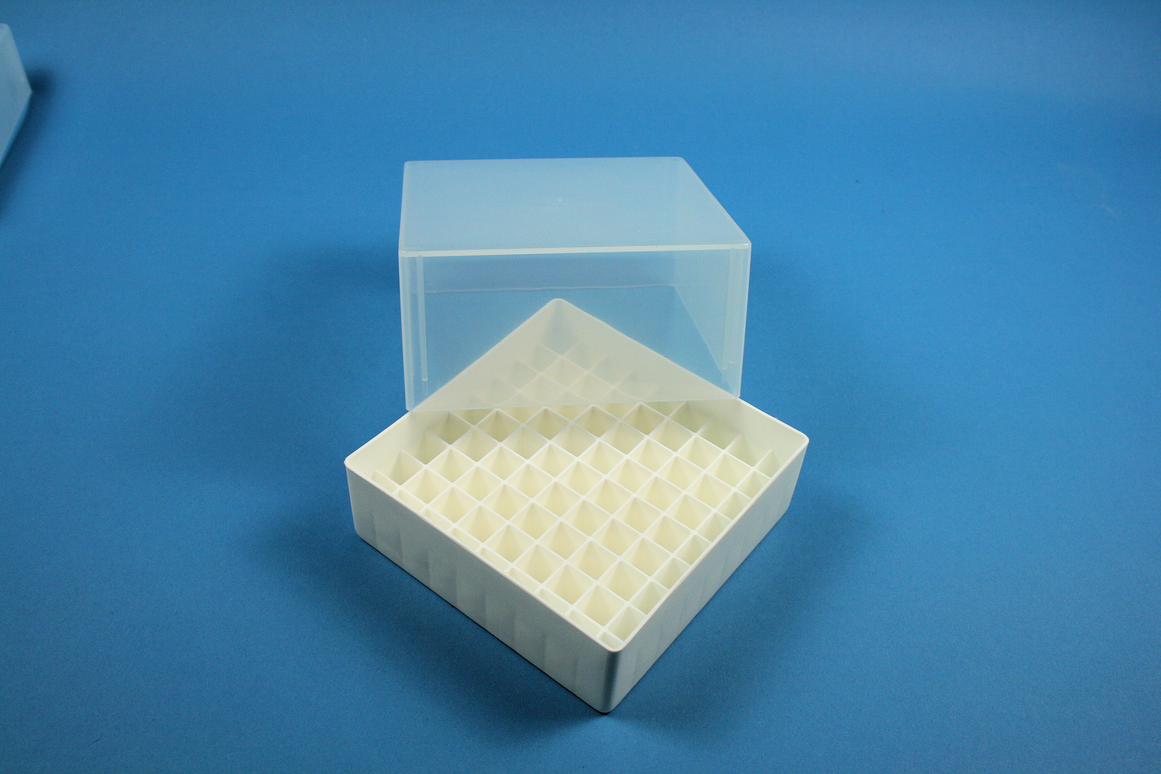 EPPi Box 95, 9x9, hvid, 95mm, fast, PP, 12,5mm