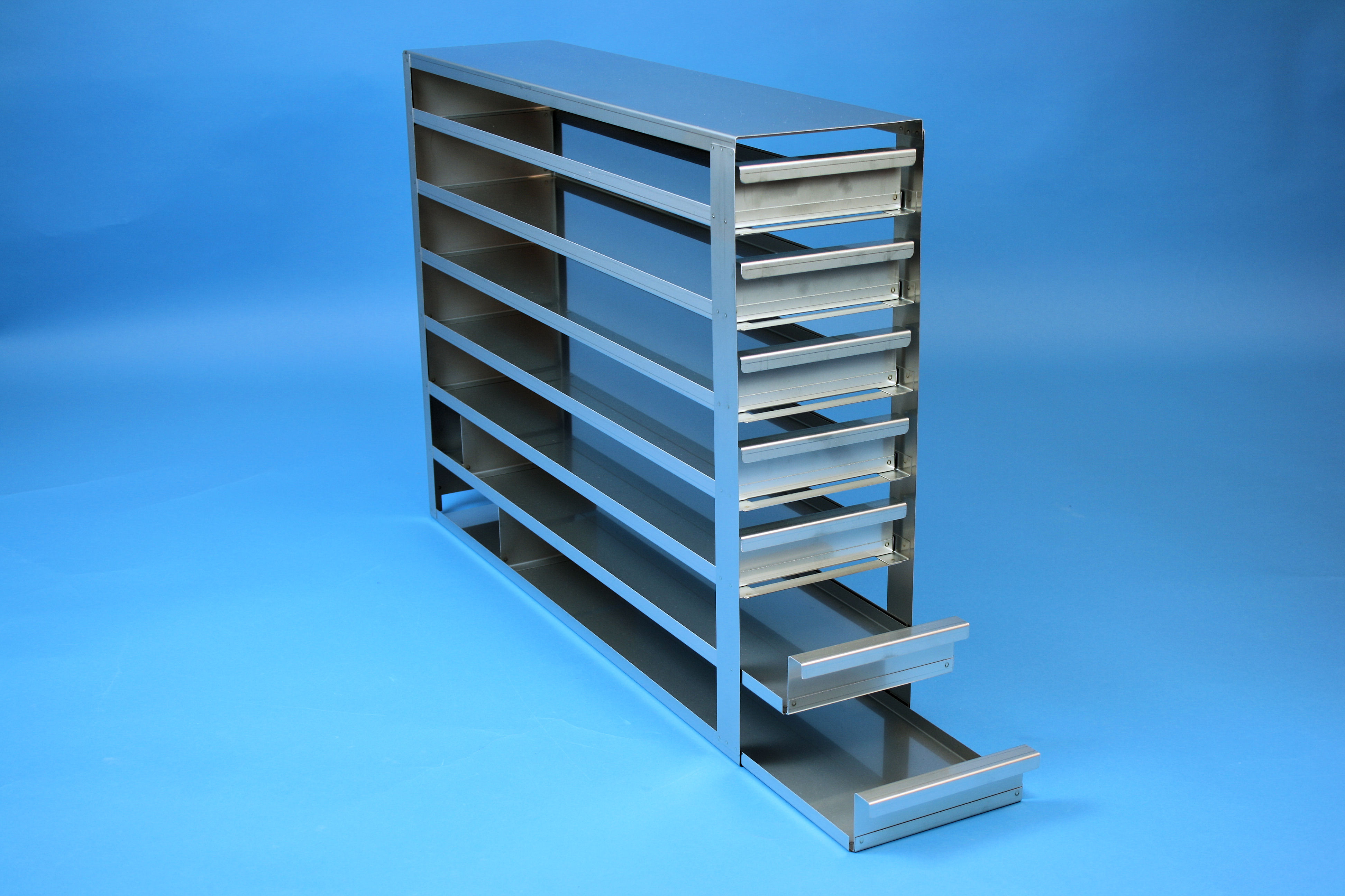 ALPHA skuffereol 50, for 28 boxe, 53mm, LHÅL