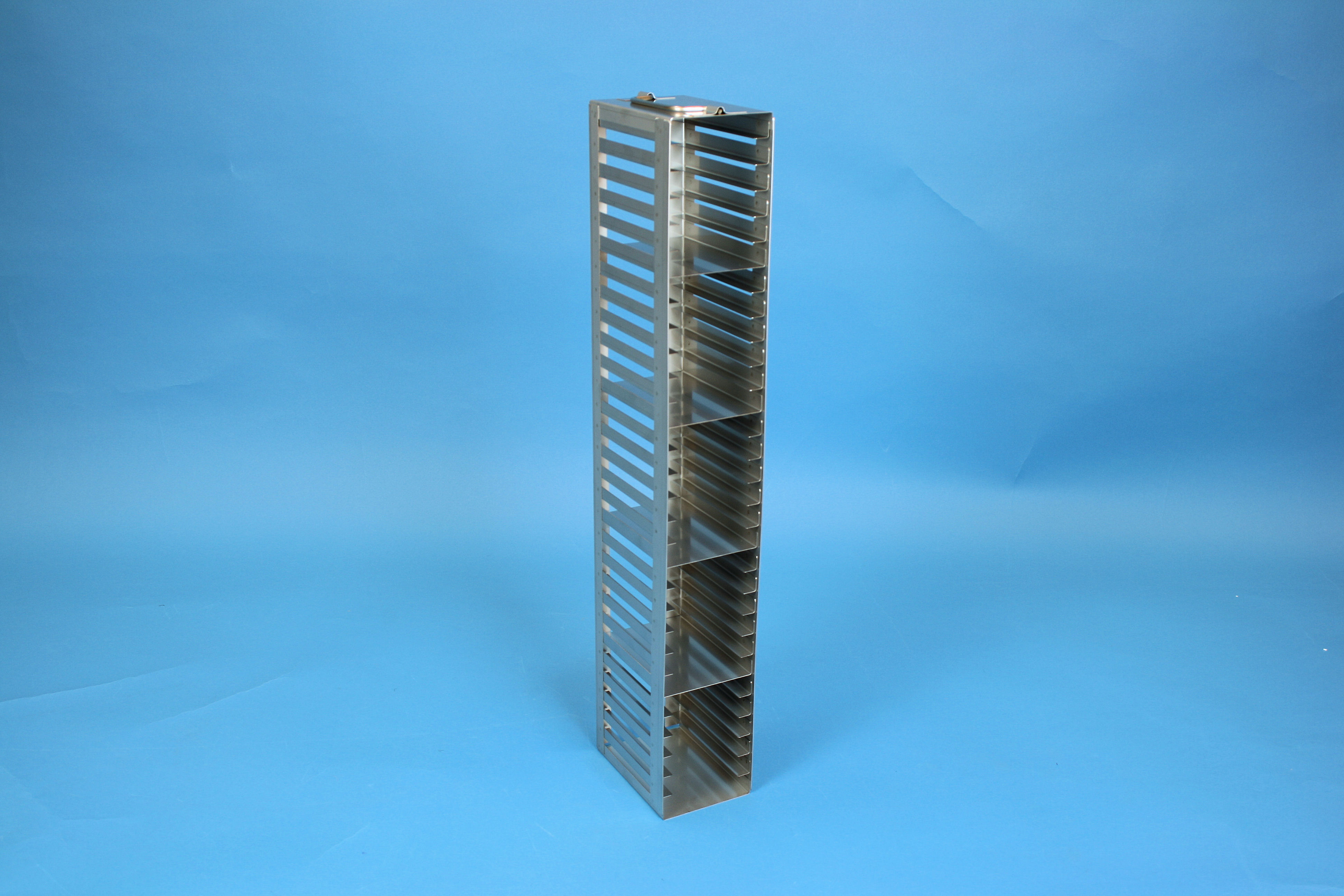 Mikrotiter lodret reol, for 30 plader, 18mm